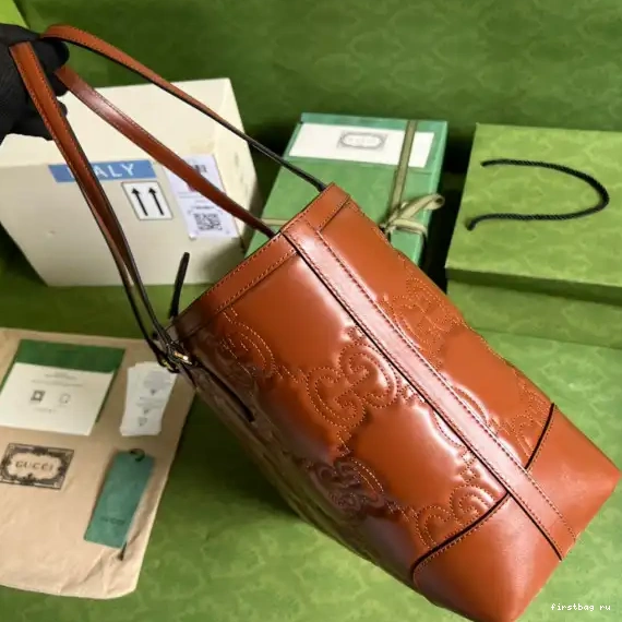 Firstbag ru matelassé GG GUCCI tote medium leather 0527